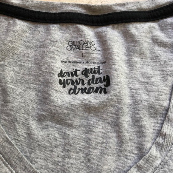 Gilligan & O’Malley Casual Top - Picture 2 of 4